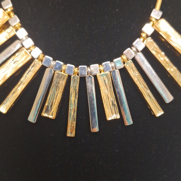 Vtg Liz Claiborne Two Tone Fringe Fan Drop Statement Necklace 18-20" G &S Tone - Picture 2 of 6